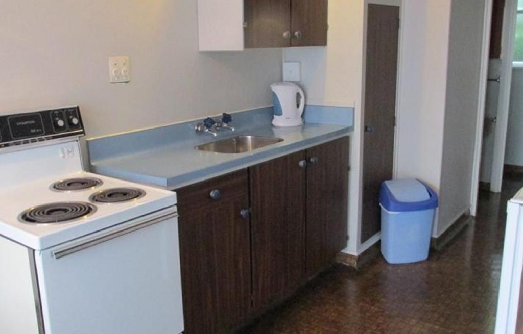 Camberley Court Motel Hastings Room photo